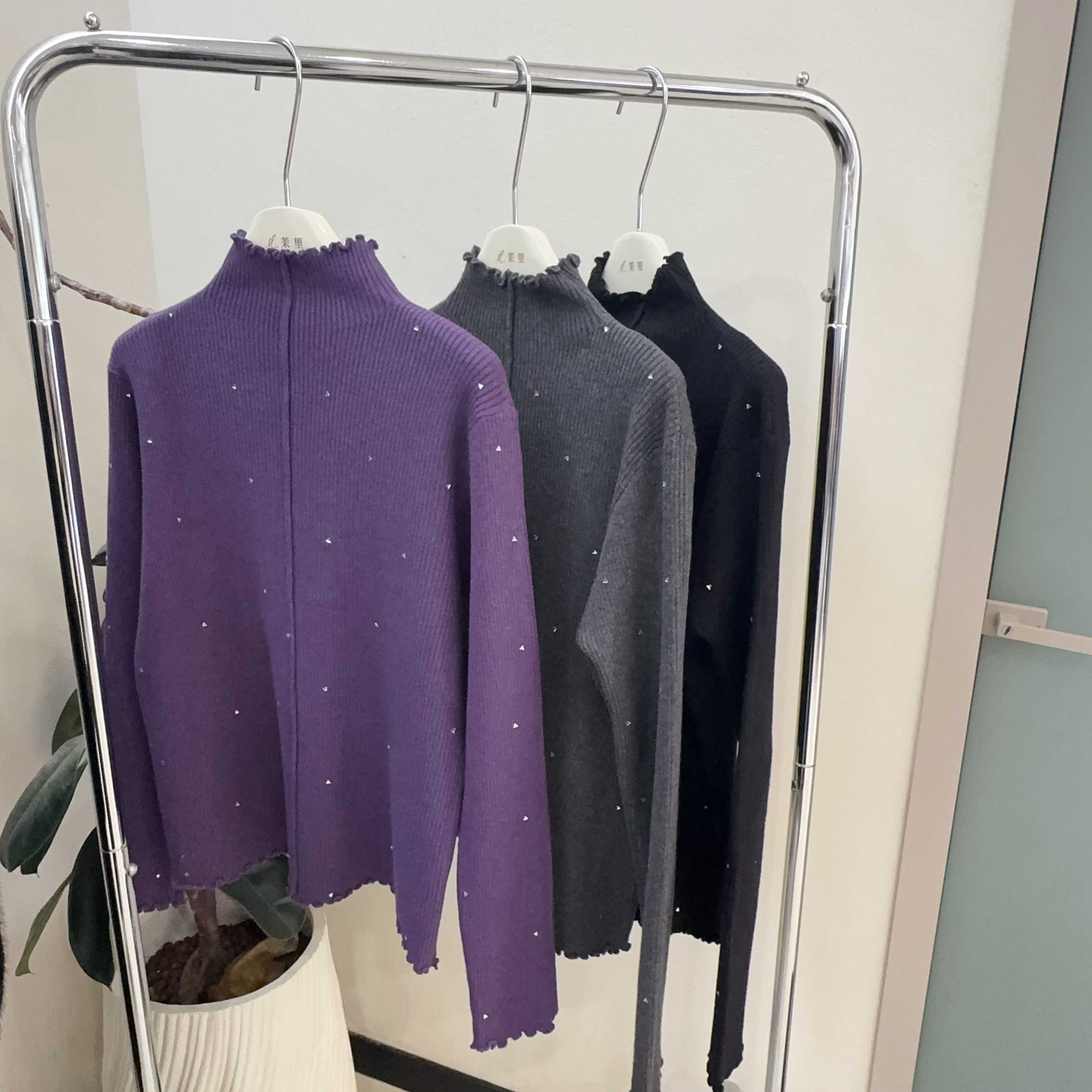 MOLI 茉里 点钻毛衣
