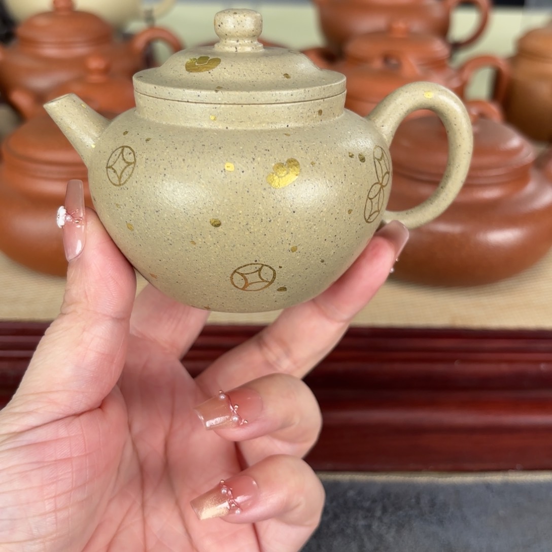 紫砂茶壶獒本绿笠帽
