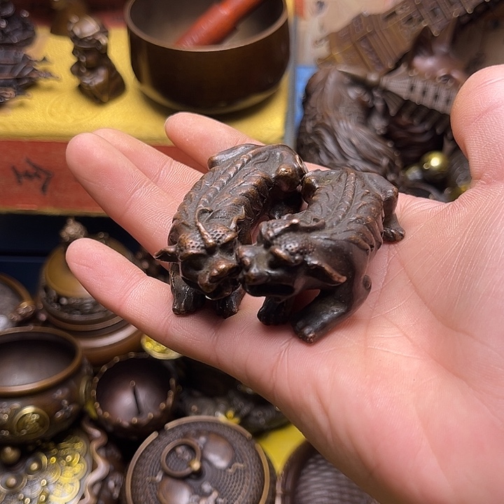 精美铜器点击下单