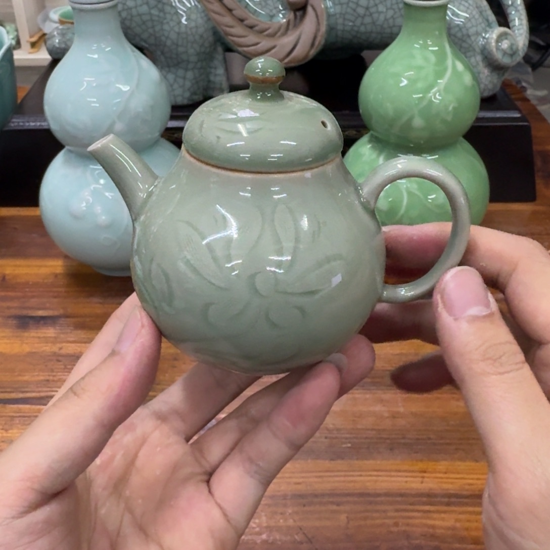 龙泉青瓷茶具微瑕7237