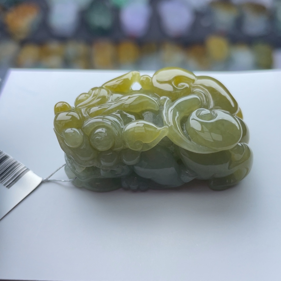 翡翠颈饰未镶嵌貔貅