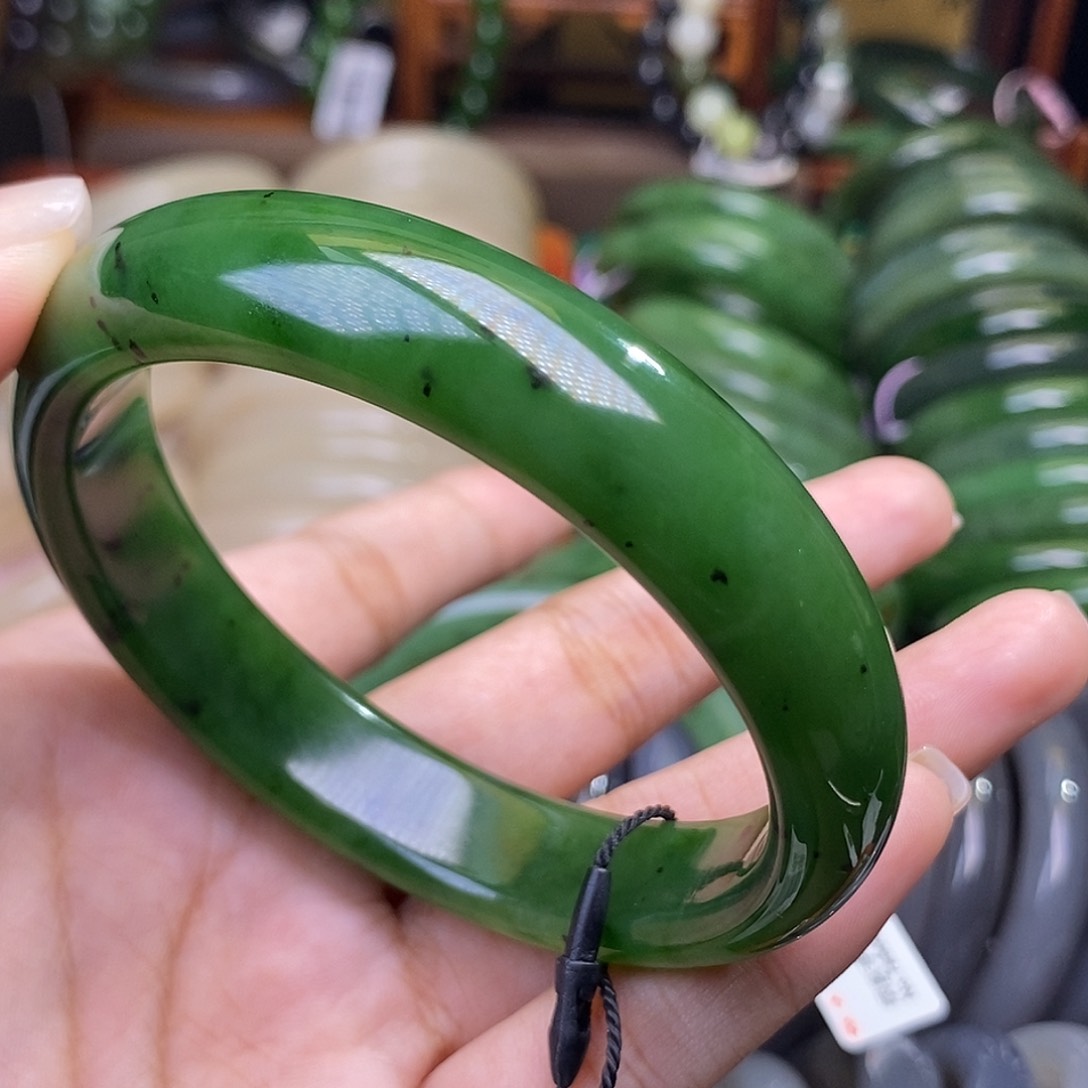 和田玉未镶嵌老矿碧玉辣绿宽版手镯60,5