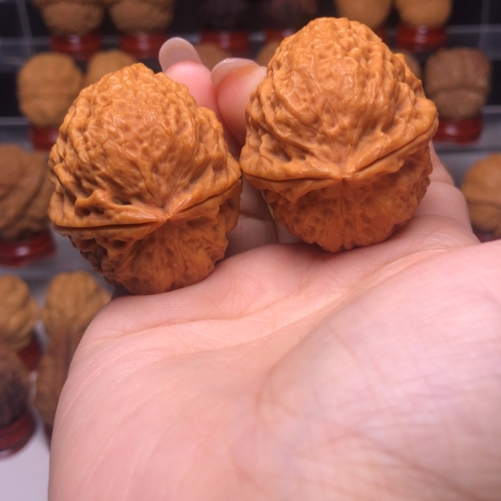 文玩核桃吊坠11云顶绣球