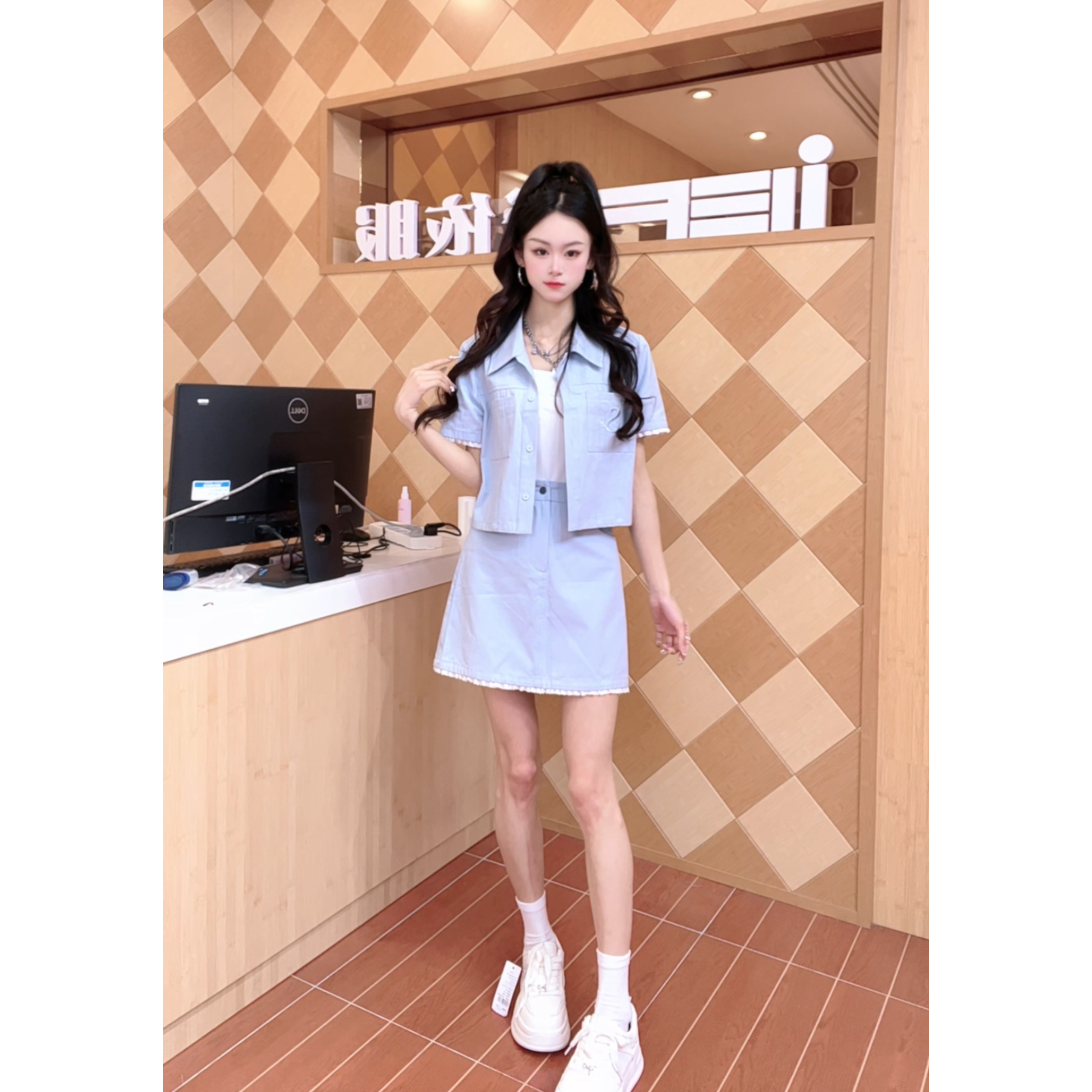 IEF/爱依服2025年春季上下短款时尚牛仔春游套裙~洋气