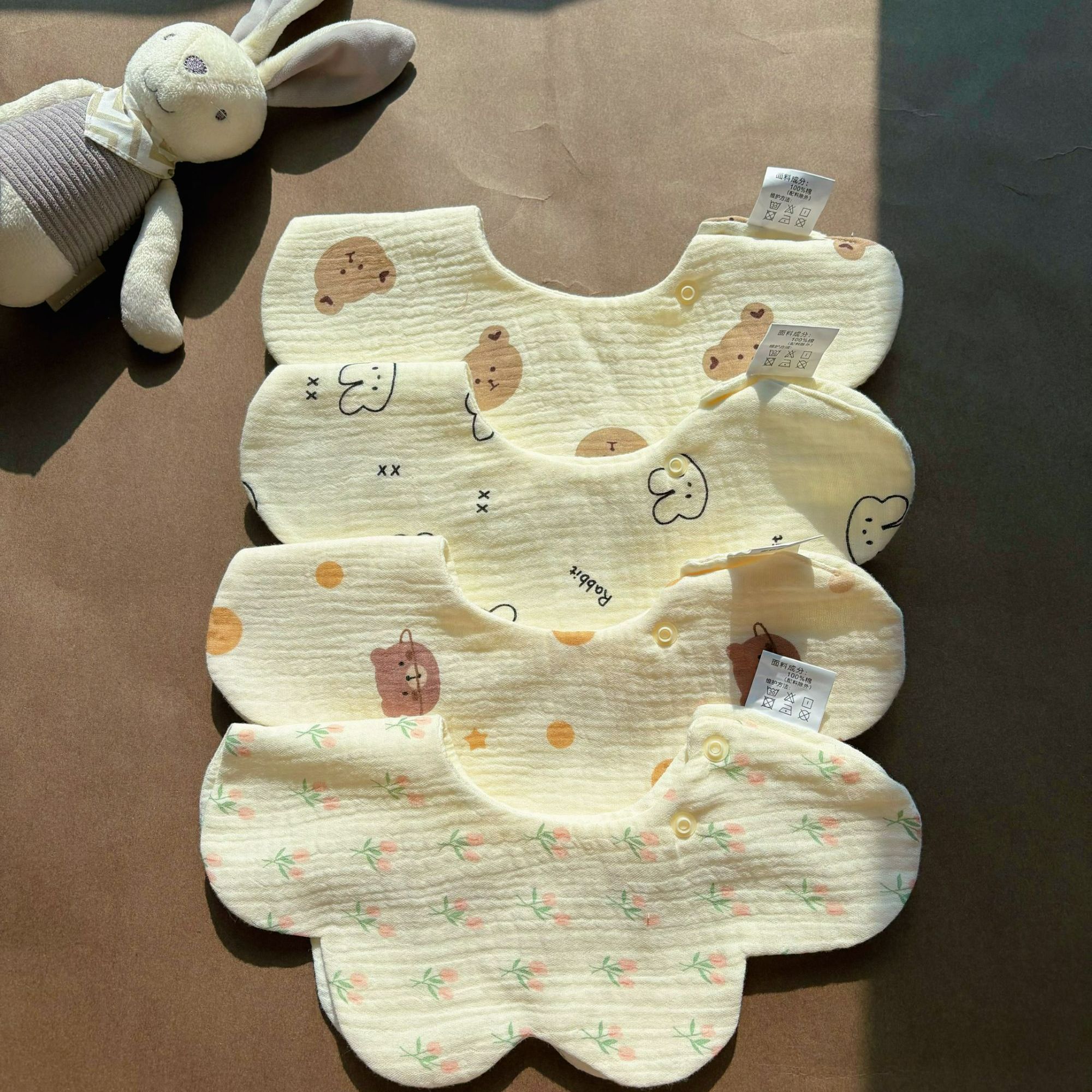 奶油风波浪花朵婴儿口水巾双面可用吸水围嘴