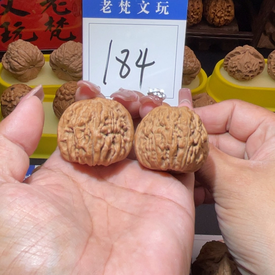 文玩核桃吊坠184号汉高楼