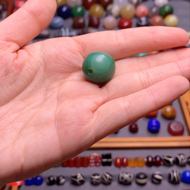 玛瑙/玉髓颈饰未镶嵌光**忌