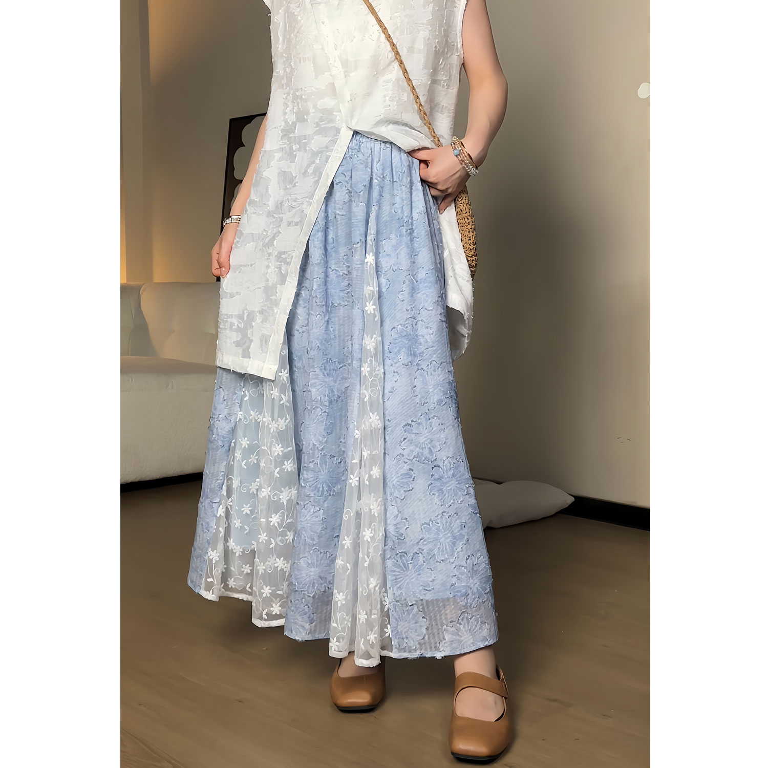 YAMM~设计感蓝色重工蕾丝刺绣拼接半身裙夏日显瘦气质裙子