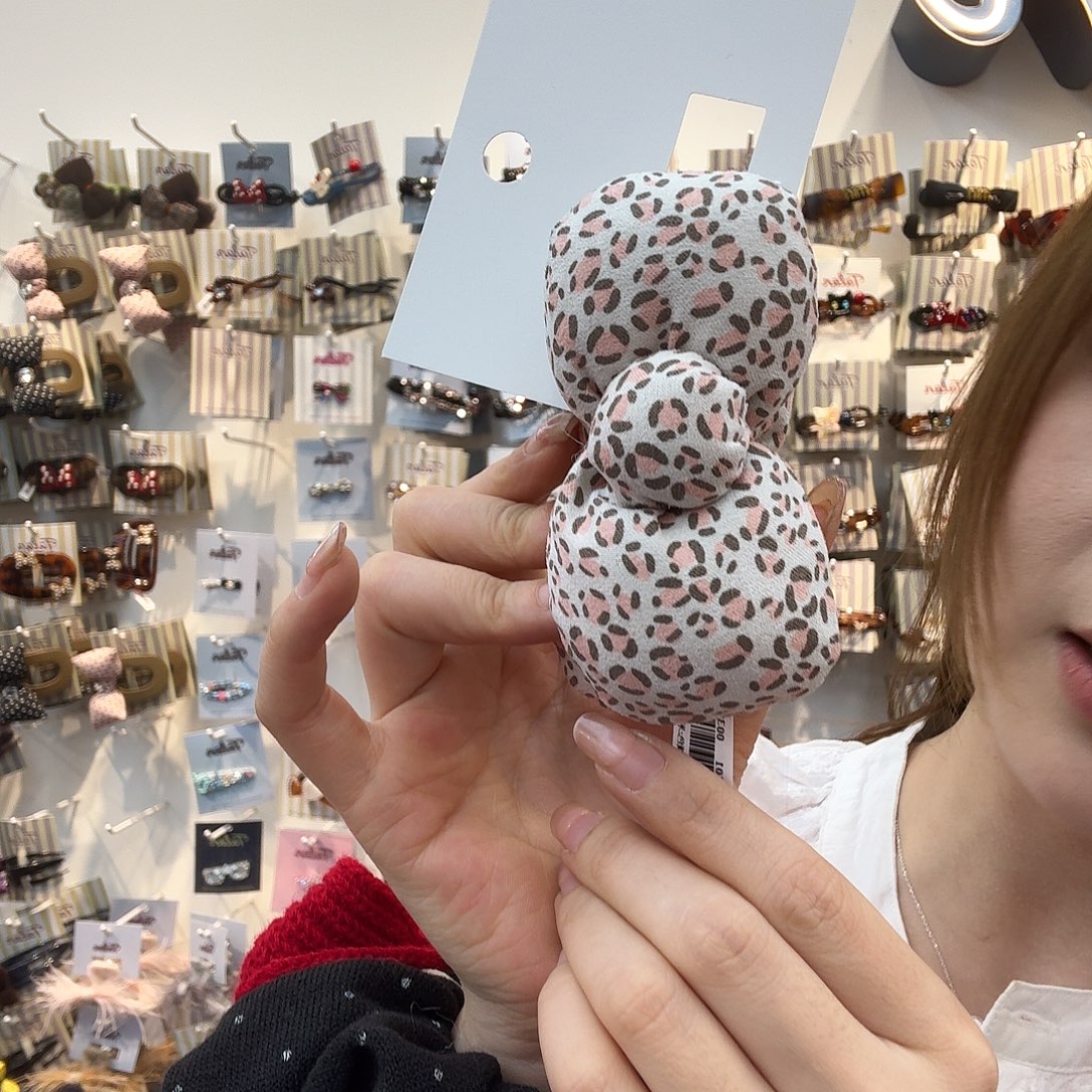 布艺非金属香蕉夹