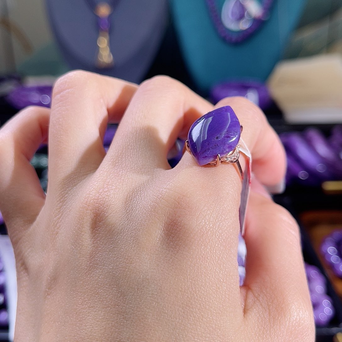 查罗石（紫龙晶）戒指未镶嵌