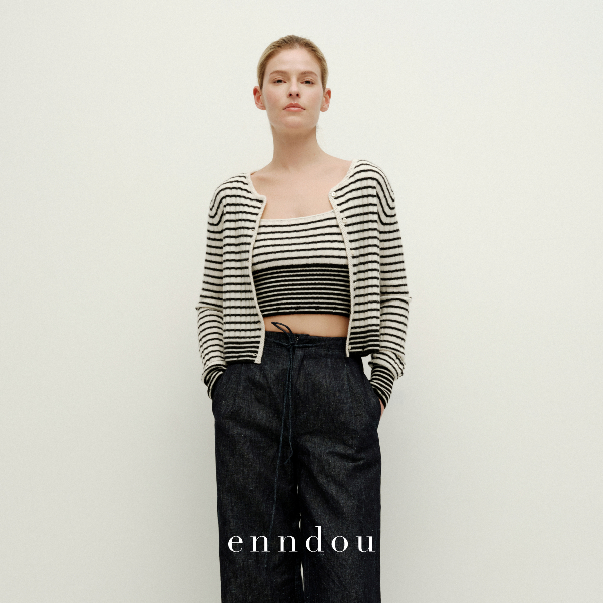 enndou100%纯山羊绒上衣女2025春季新款短款纽扣百搭条纹针织开衫