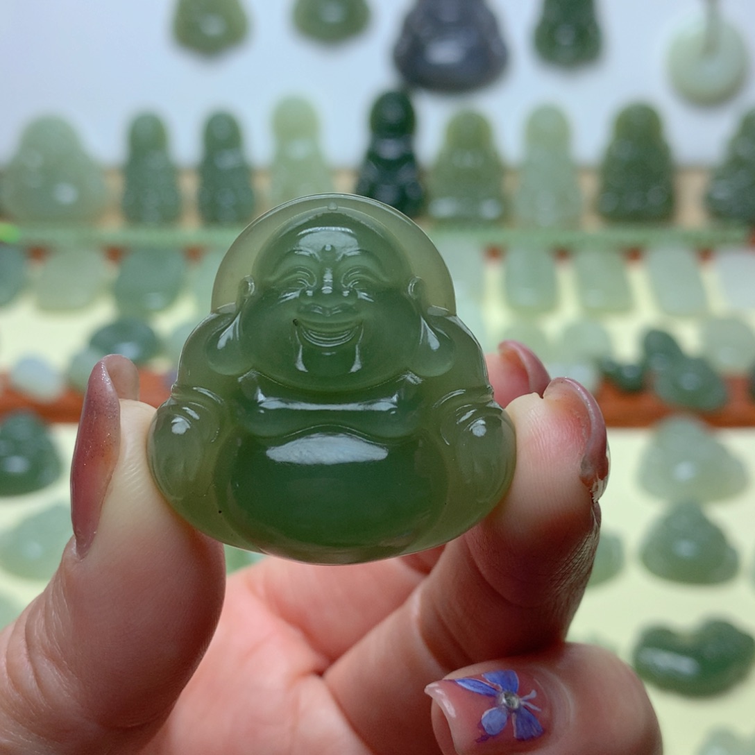 和田玉吊坠未镶嵌