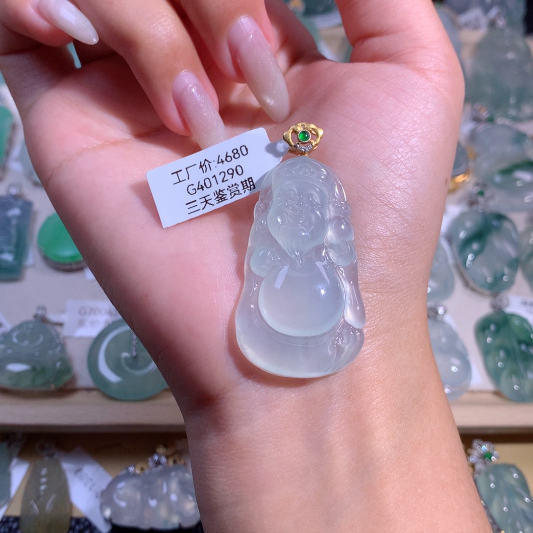 翡翠吊坠(不含链)18K金镶嵌