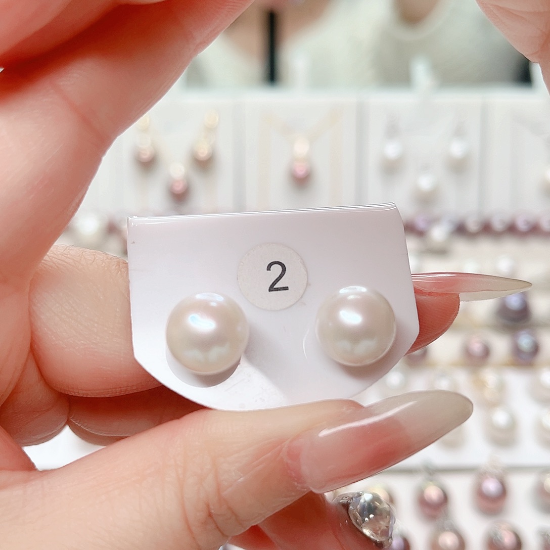 淡水珍珠吊坠(赠链)合金