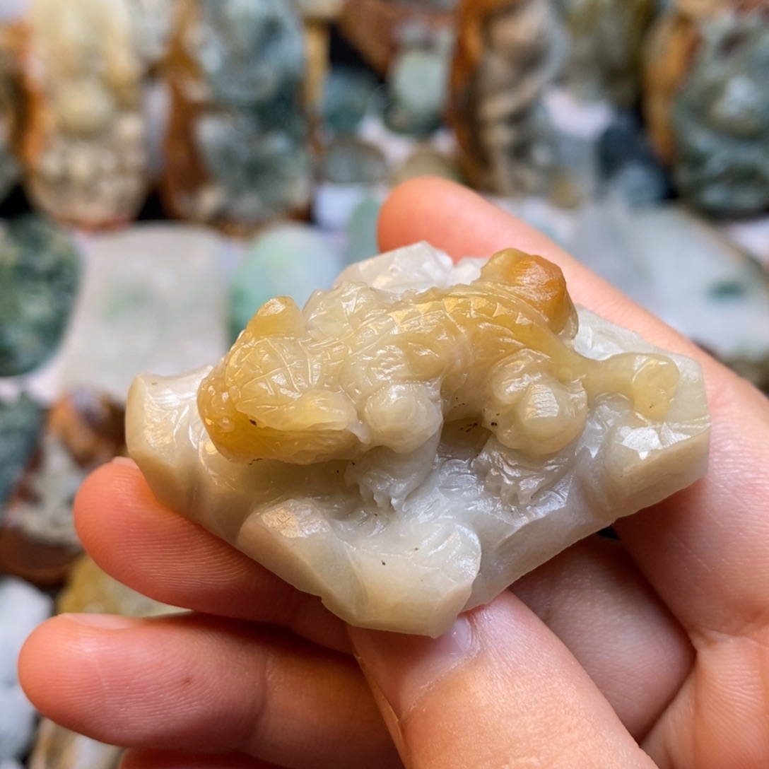 定制翡翠未镶嵌特色5