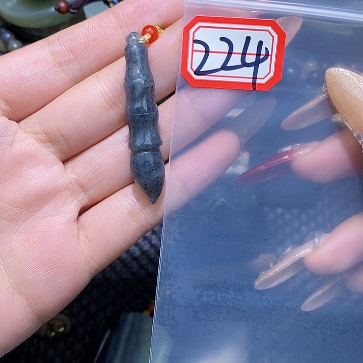 和田玉和田玉边角料随机发未镶嵌