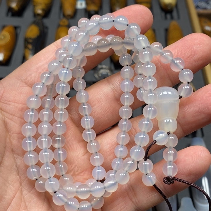 玛瑙/玉髓颈饰未镶嵌