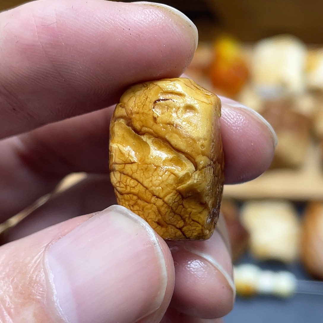 未镶嵌定制琥珀定制