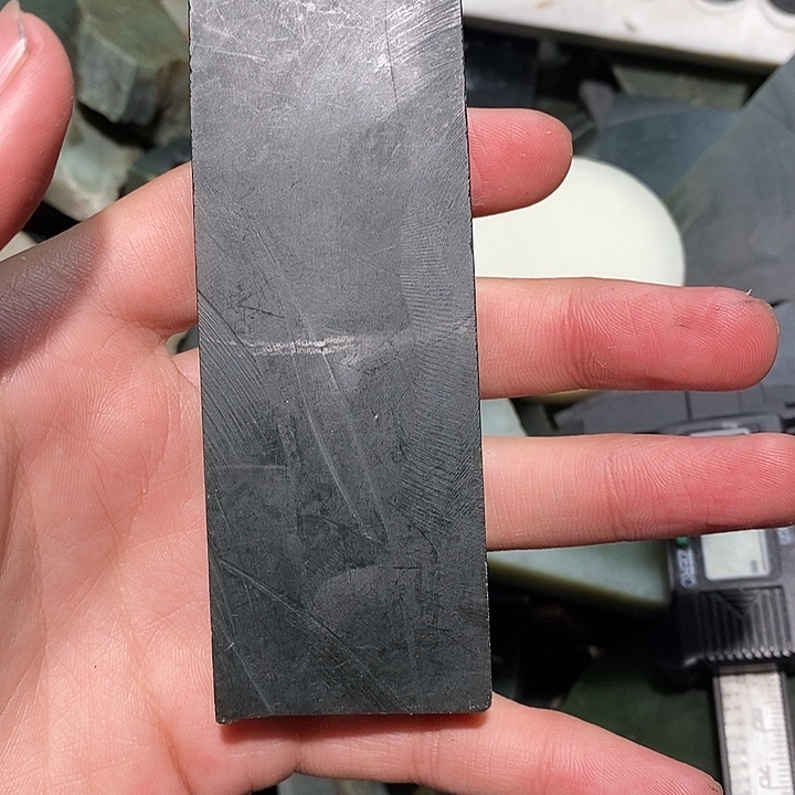 剑***器定制和田玉未镶嵌牌子