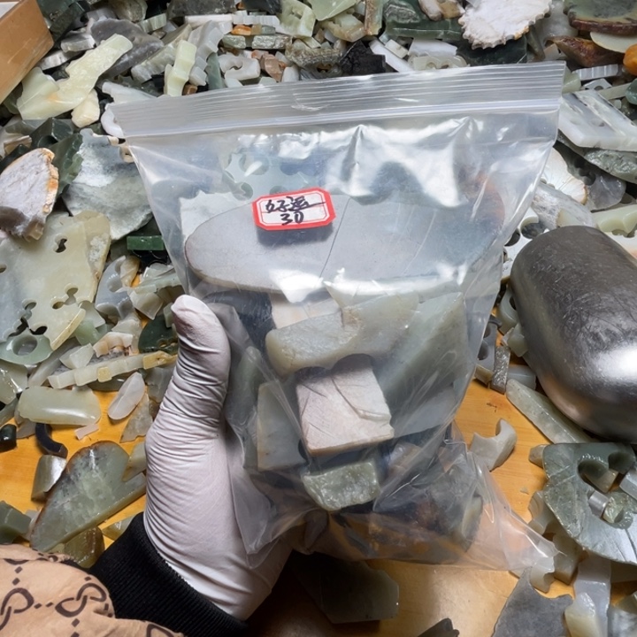 好***9和田玉未镶嵌珠宝半成品