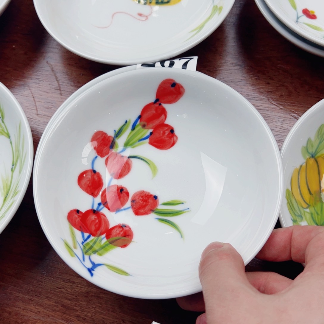 景德镇陶瓷手工手绘制作