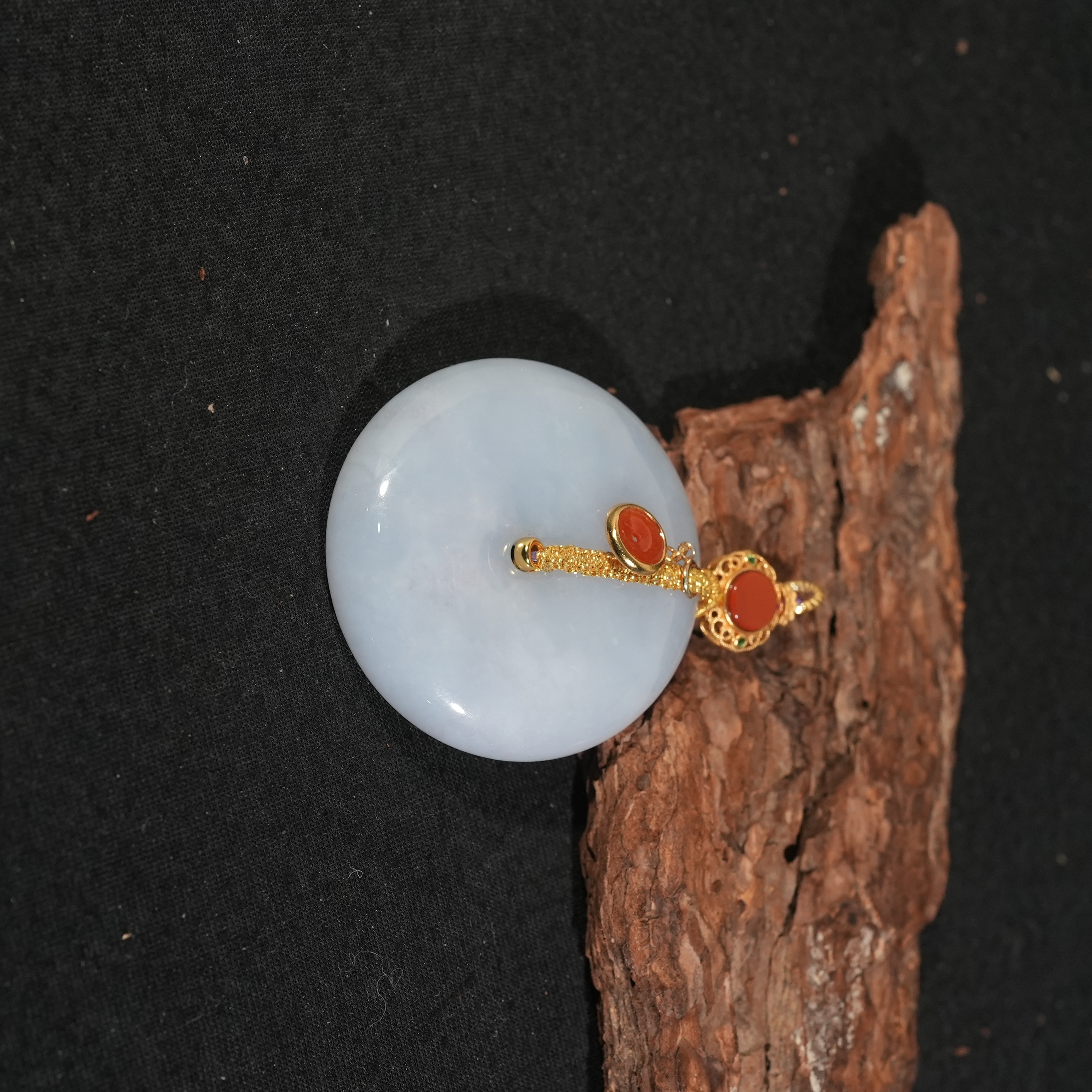 8.6香港王老板-翡翠吊坠kg839