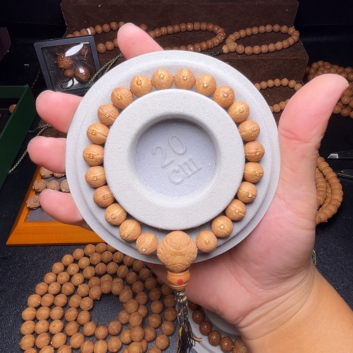 凤眼菩提手串10.5mm实心玉化皮