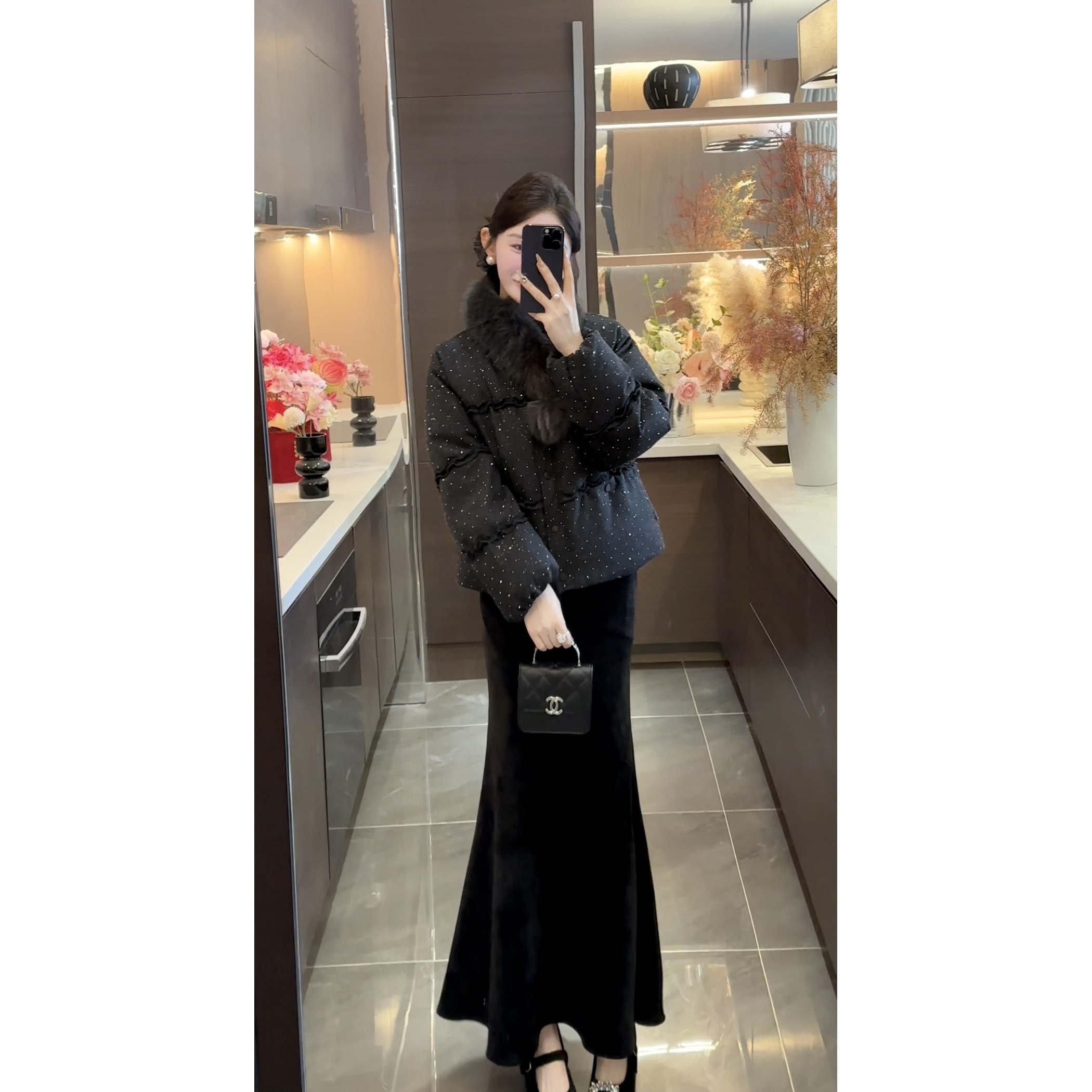 【周粥】【银河】2025新款白鸭绒木耳边环保毛领羽绒服预JJD5YRF7113