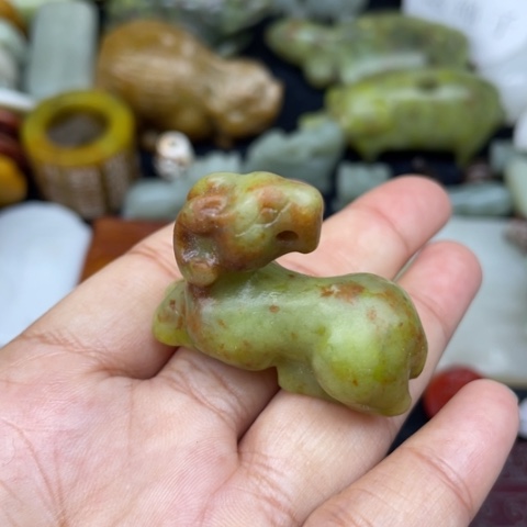 蛇纹石玉未镶嵌颈饰34