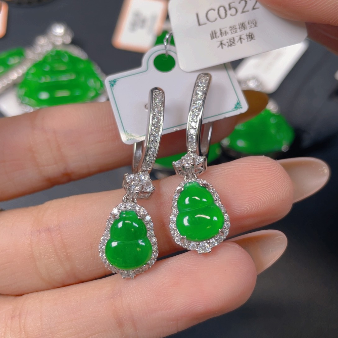 【闪购商品】颈饰银S925镶嵌翡翠翡翠