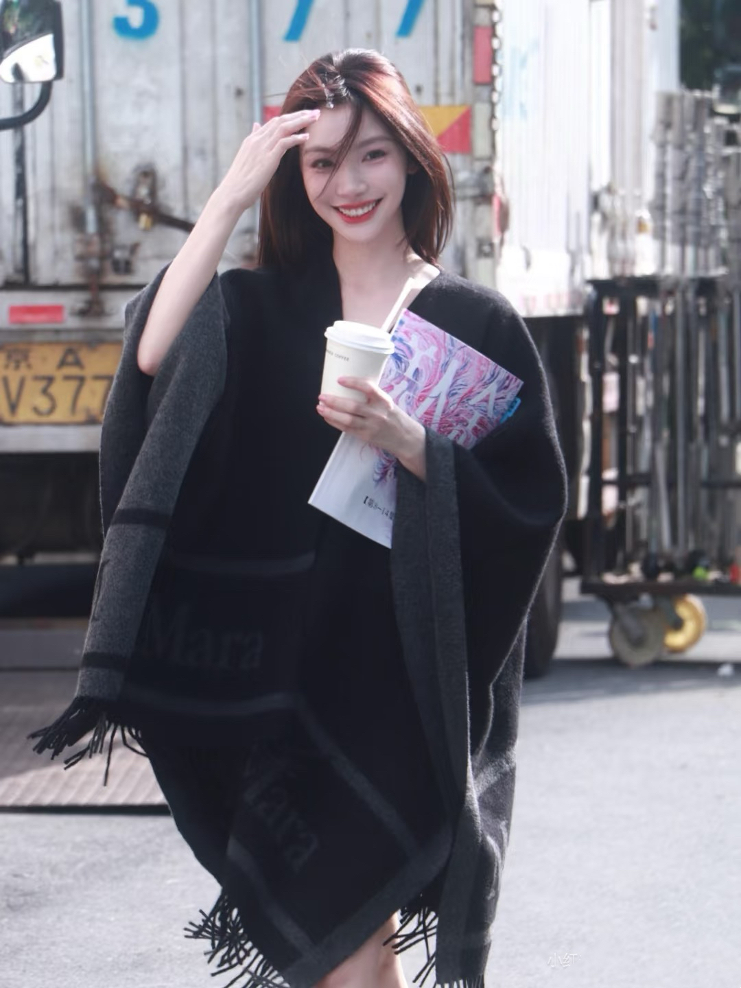 Z链接--2025秋冬季高定披肩上百款气质网红爆款高定系列披肩