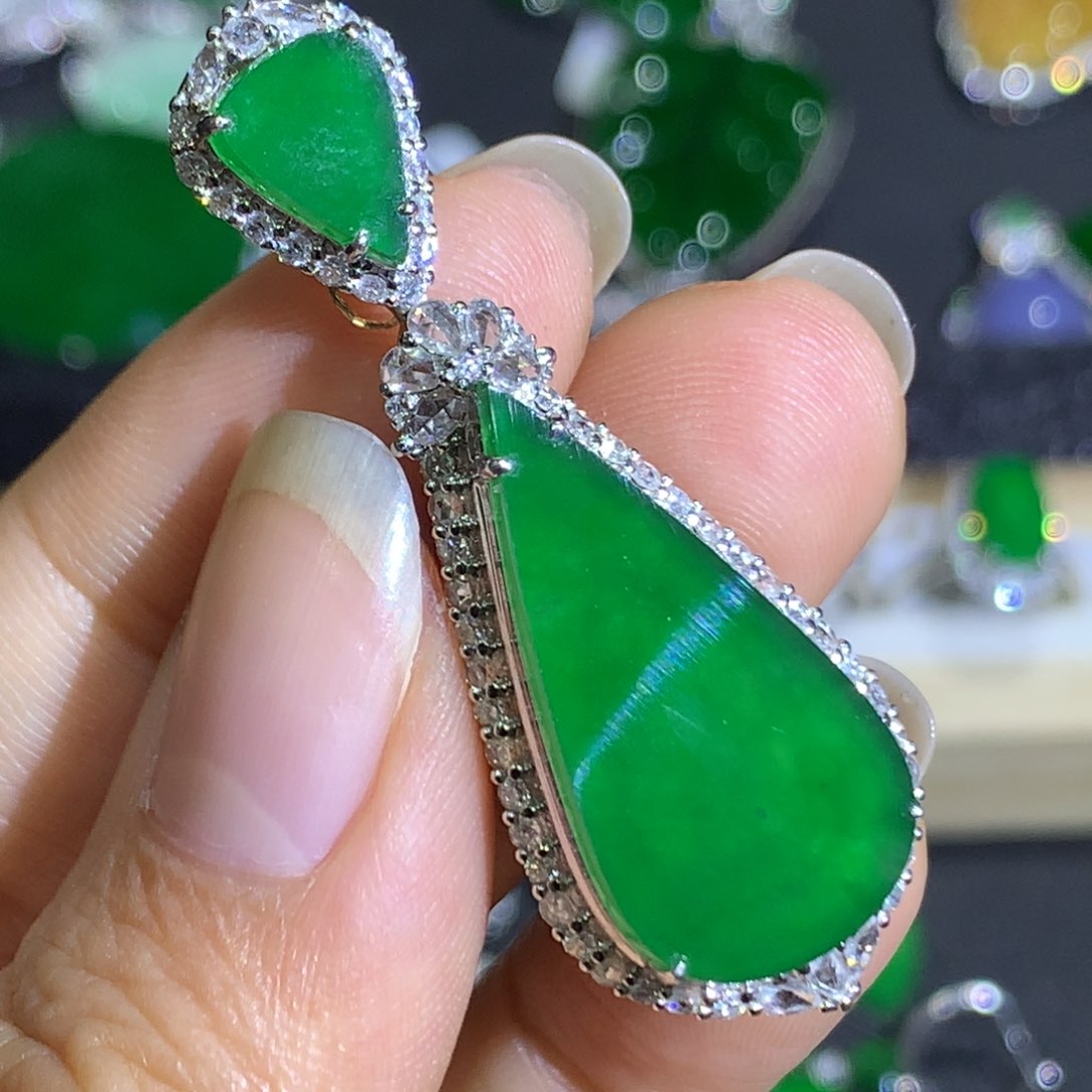 翡翠颈饰18K金镶嵌9、