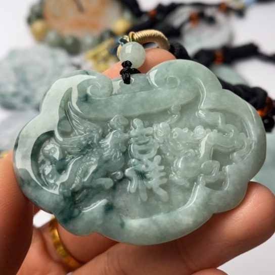 翡翠未镶嵌挂件翡翠