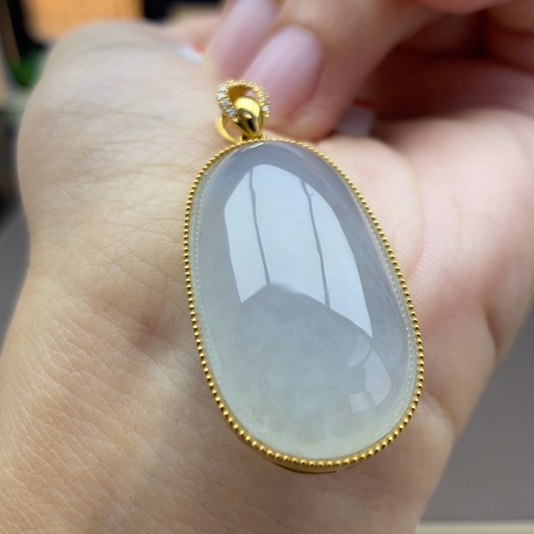 翡翠18K金镶嵌颈饰吊坠33