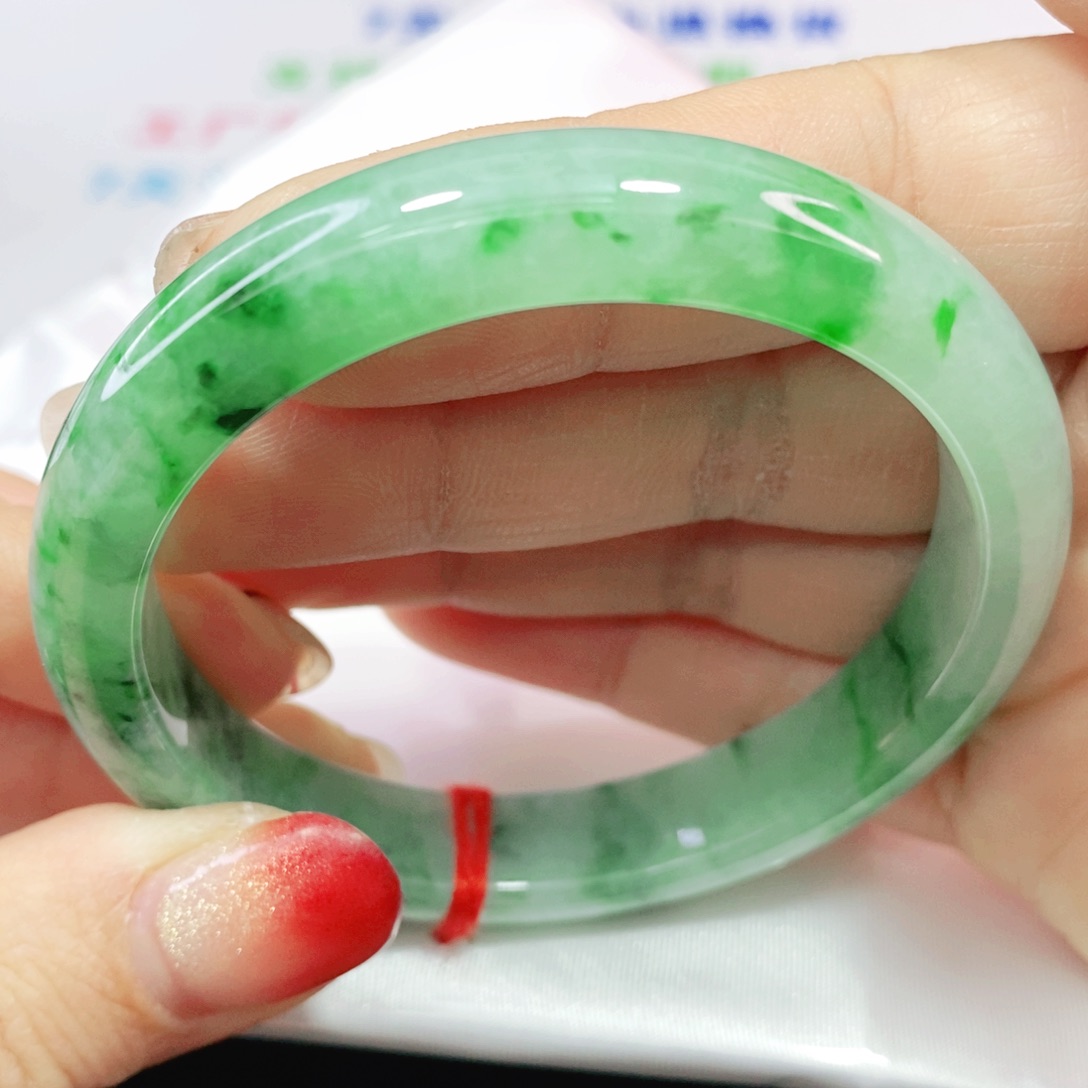 未镶嵌手镯翡翠53圈糯冰强推