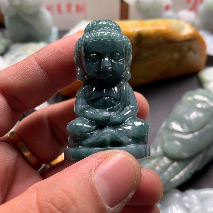 翡翠未镶嵌颈饰保真天然a货翡翠