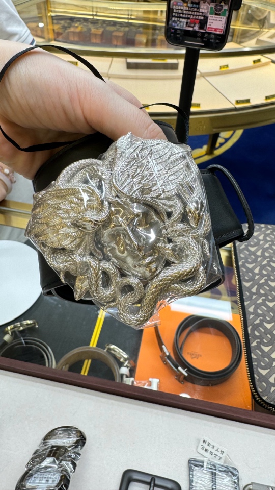 未使用 VERSACE/范思哲 范思哲美杜莎90码男士腰带