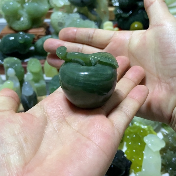 【闪购商品】蛇纹石玉把件未镶嵌