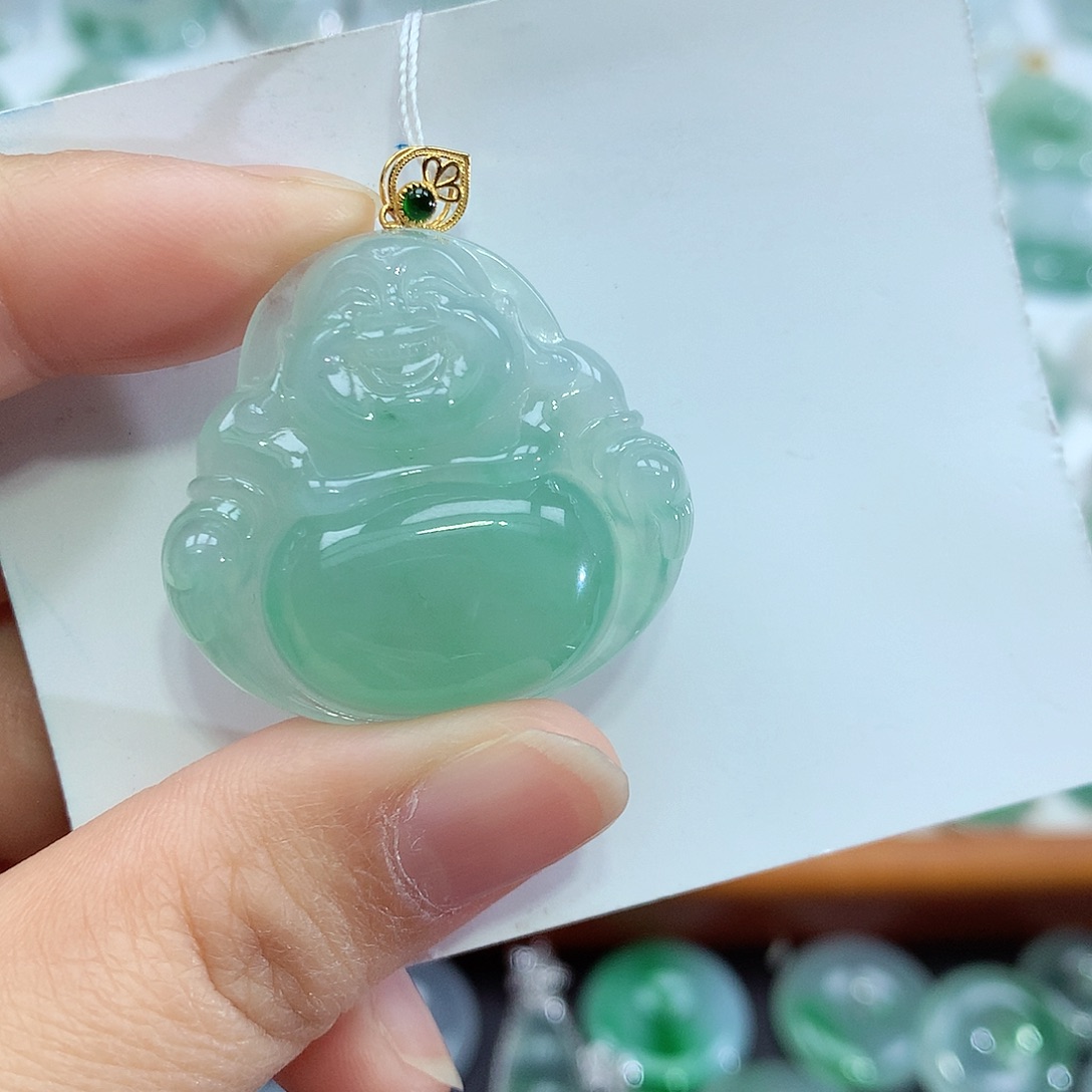 翡翠颈饰18K金镶嵌丽*佛