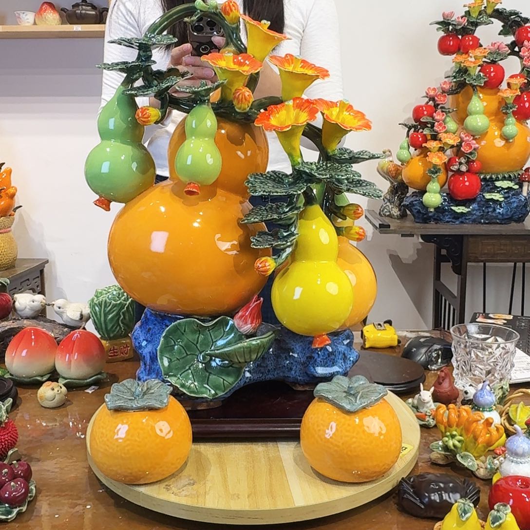 陶瓷五福临门摆件