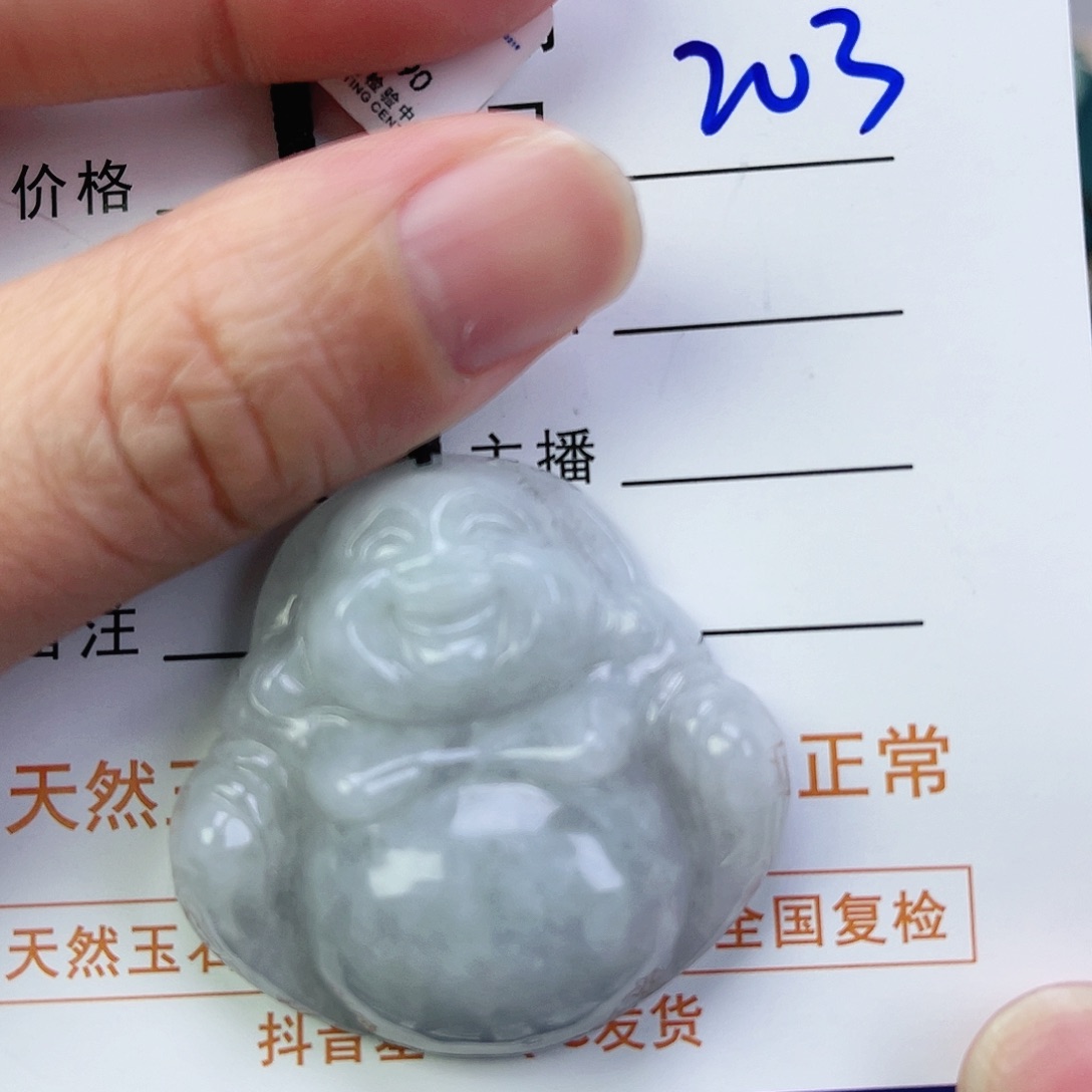 翡翠颈饰未镶嵌佛公