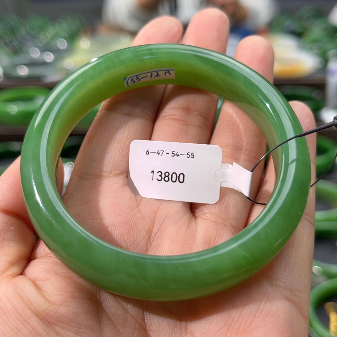 和田玉（碧玉）手镯未镶嵌