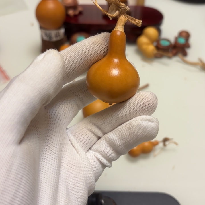 大***吖天然手捻老皮葫芦