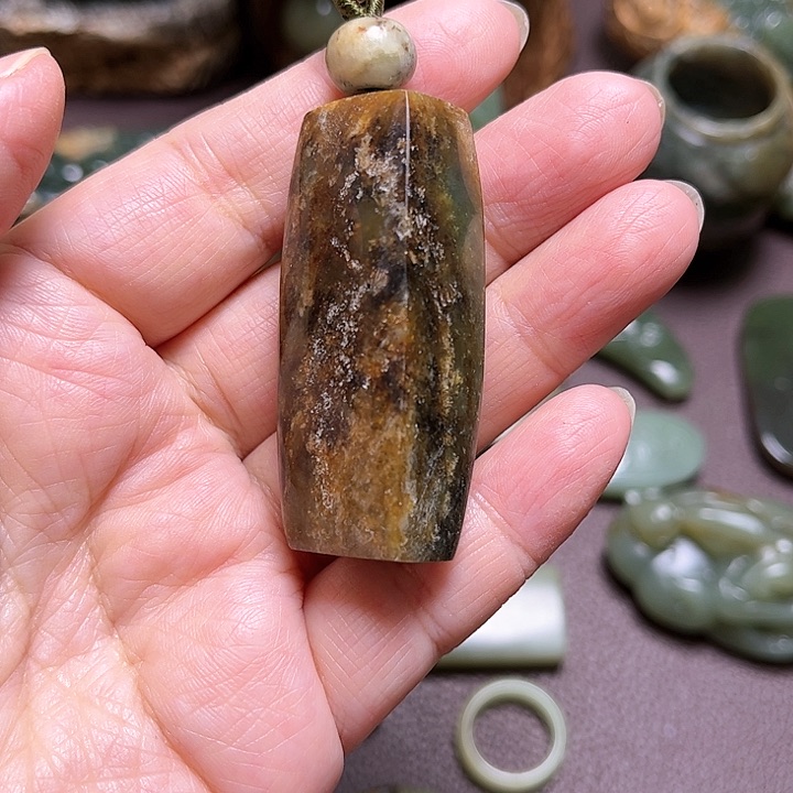 岫岩河磨玉（透闪石质玉）手绳未镶嵌