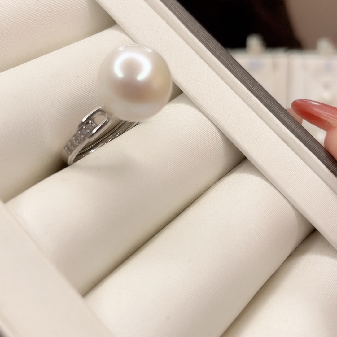 淡水珍珠吊坠(赠链)未镶嵌