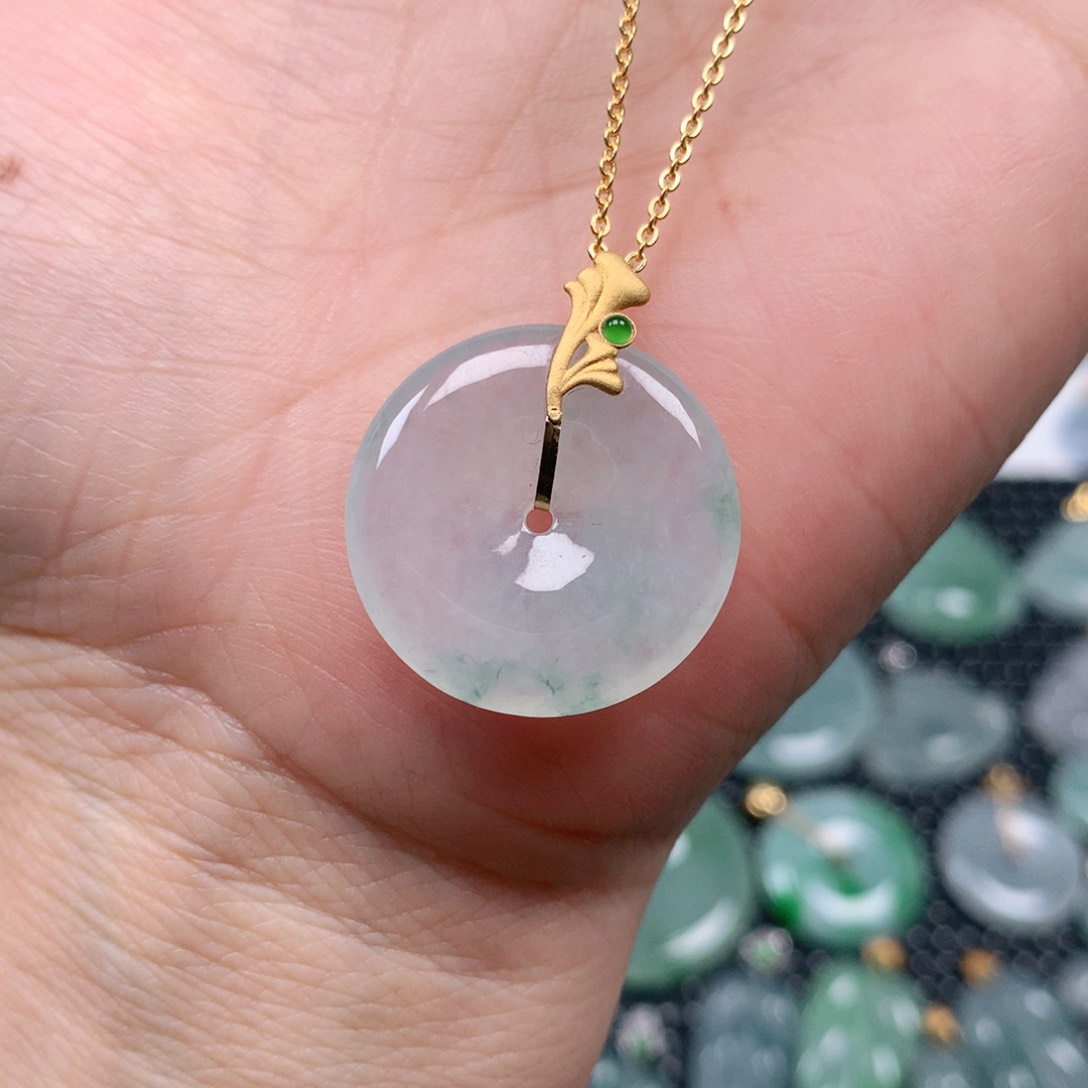 【闪购商品】翡翠吊坠(不含链)18K金镶嵌