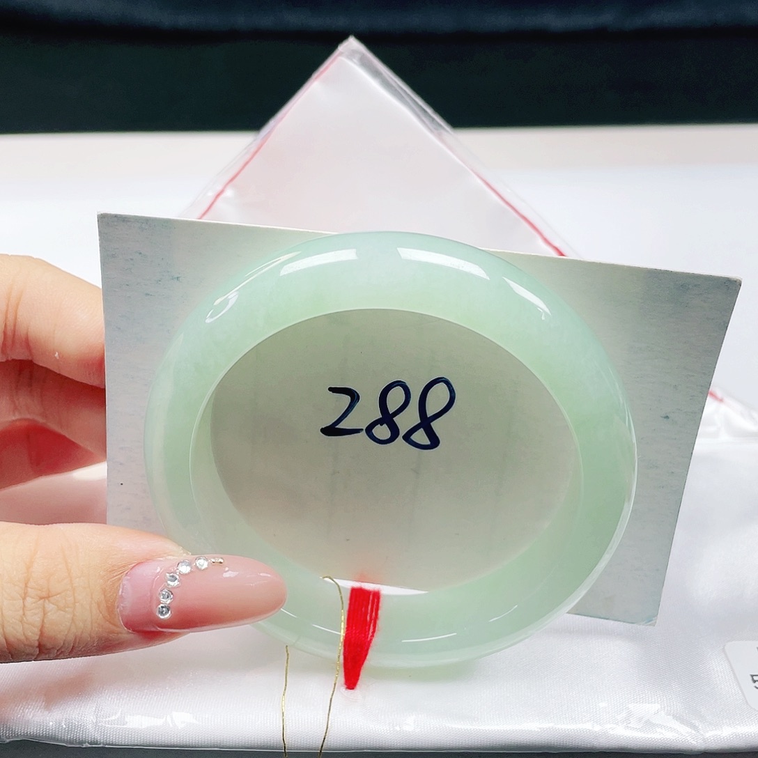 翡翠未镶嵌手镯 正圈55+