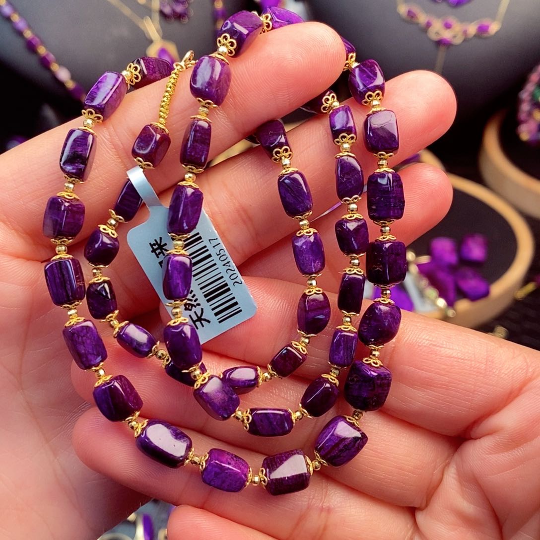 苏纪石（舒俱来）项链18K金镶嵌