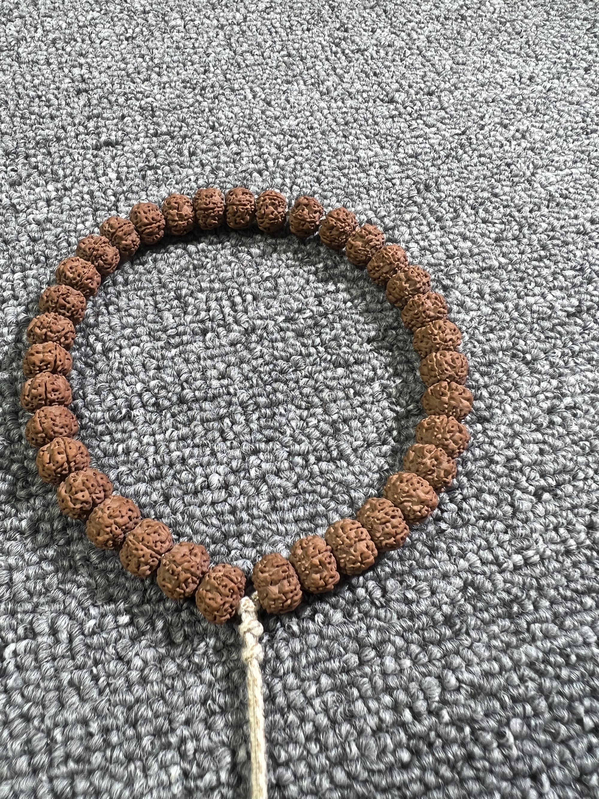 S1333老树平细手串