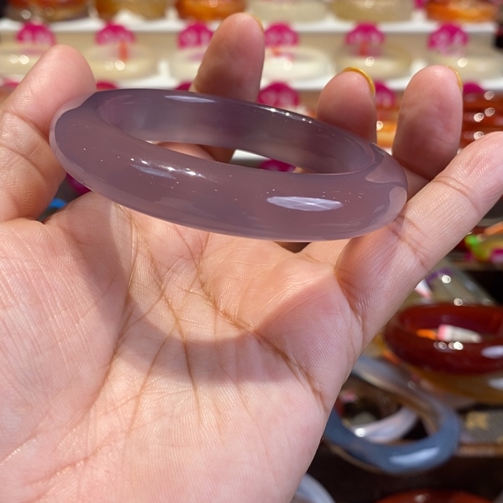 玛瑙/玉髓手镯未镶嵌阿**?